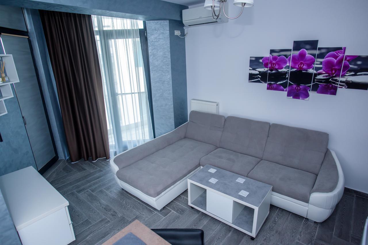 Constantinos Apartment Mamaia Nord Navodari Bagian luar foto